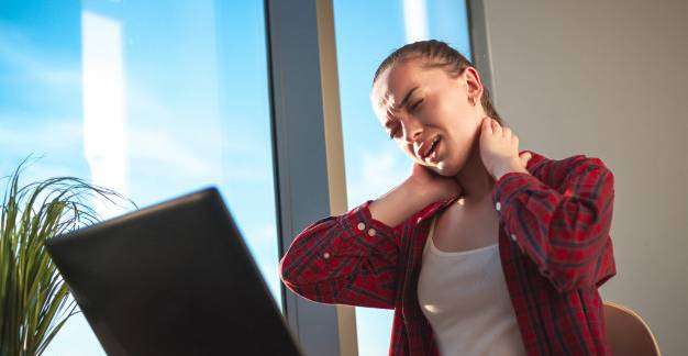 Mit lehet tenni a nyakfájdalom ellen?