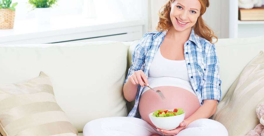 Miért fontos a megfelelő étrend a babavárás ideje alatt?